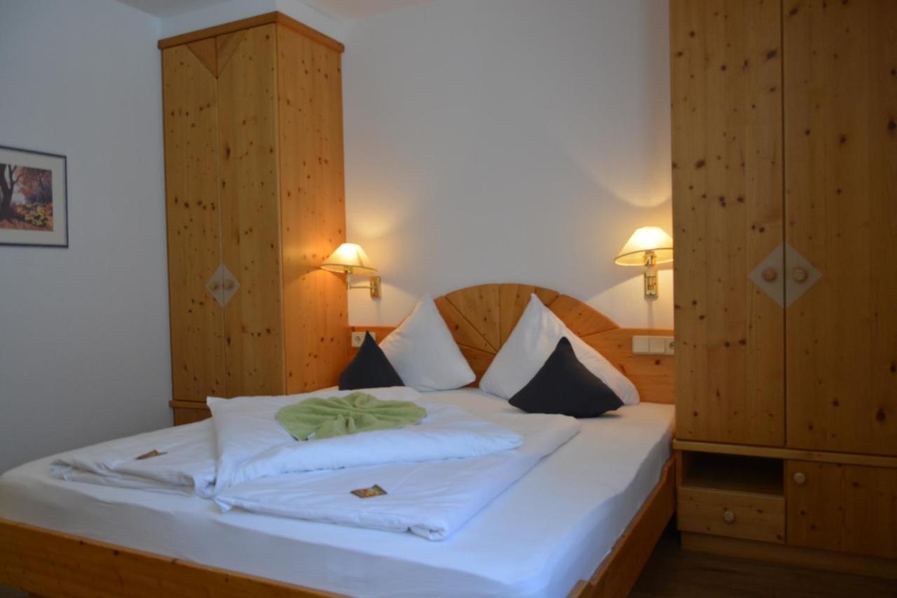 Hotel Am Roemerweg Fiss Dış mekan fotoğraf