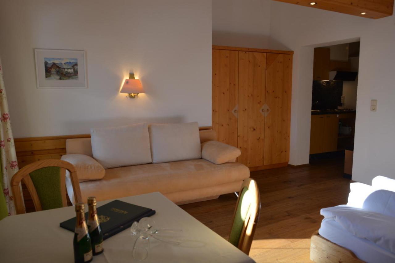 Hotel Am Roemerweg Fiss Dış mekan fotoğraf