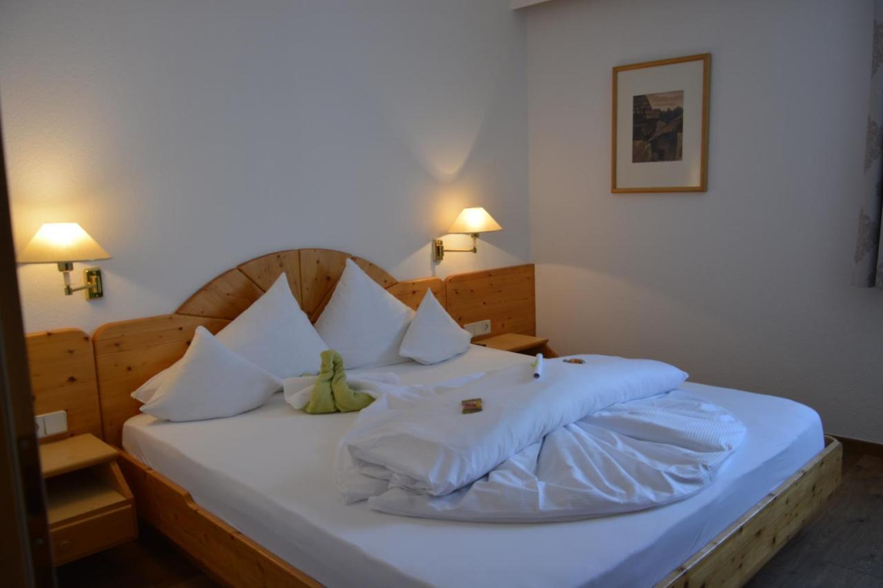 Hotel Am Roemerweg Fiss Dış mekan fotoğraf