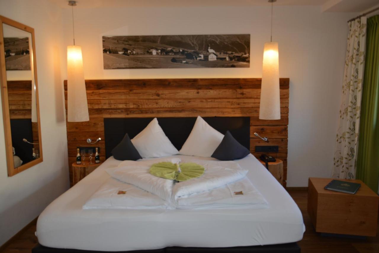 Hotel Am Roemerweg Fiss Dış mekan fotoğraf