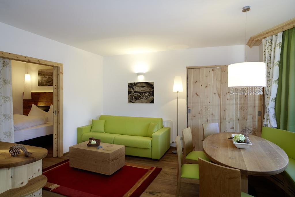 Hotel Am Roemerweg Fiss Dış mekan fotoğraf